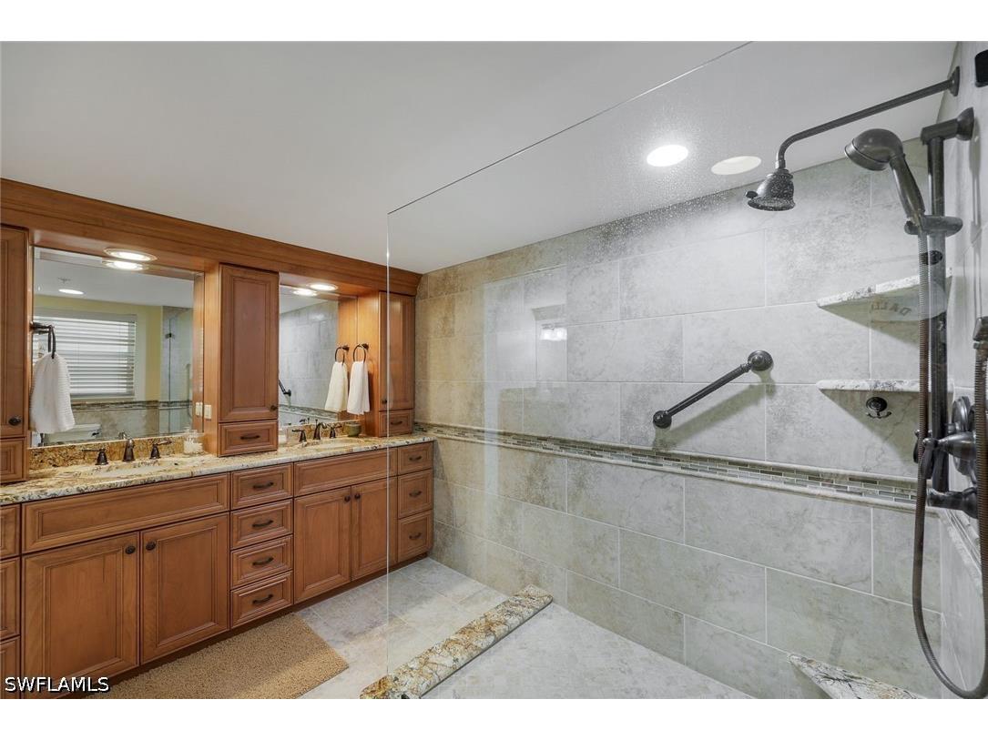 990 Cape Marco Drive #208 Marco Island FL 34145 226021748 image12