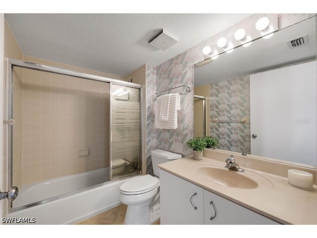 990 Cape Marco Drive #208 Marco Island FL 34145 226021748 image14