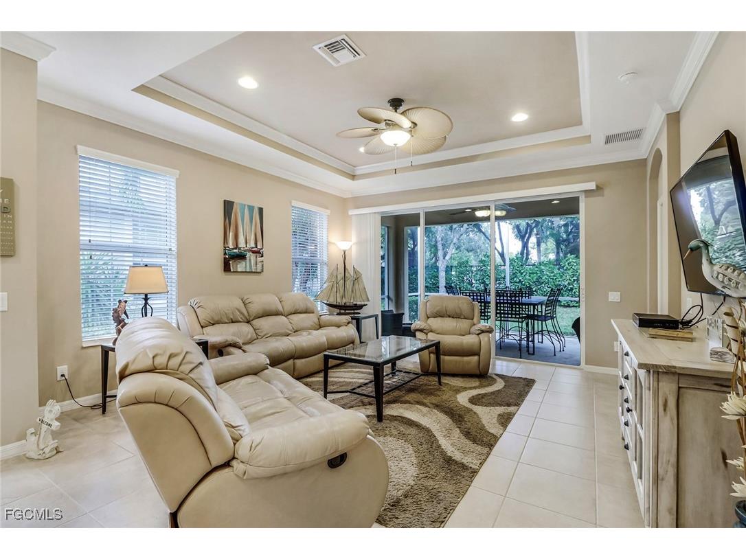 9904 Periwinkle Preserve Lane Fort Myers FL 33919 2025014318 image4