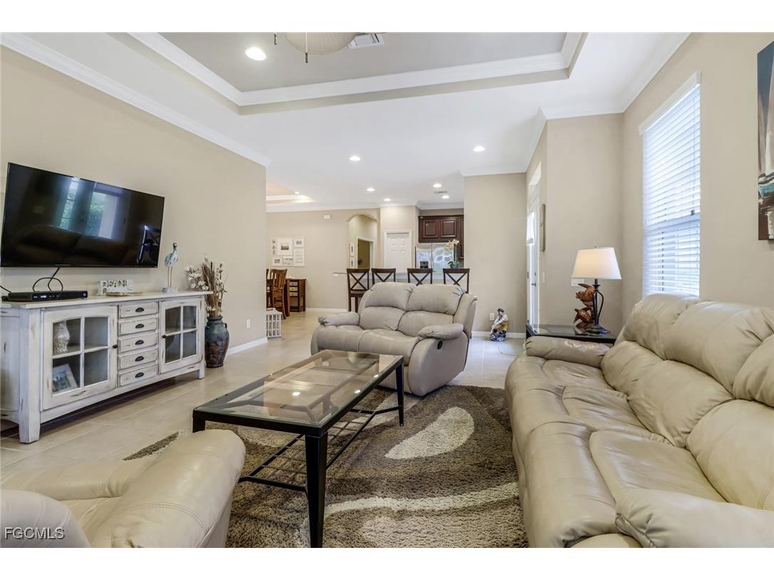 9904 Periwinkle Preserve Lane Fort Myers FL 33919 2025014318 image7