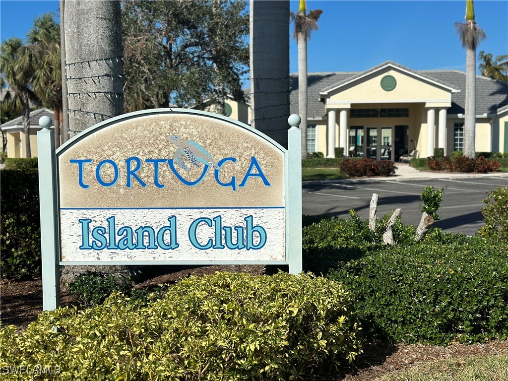 9905 Periwinkle Preserve Lane Fort Myers FL 33919 225018485 image1