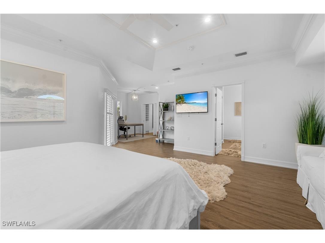 991 8th Street S #1 Naples FL 34102 225073085 image11