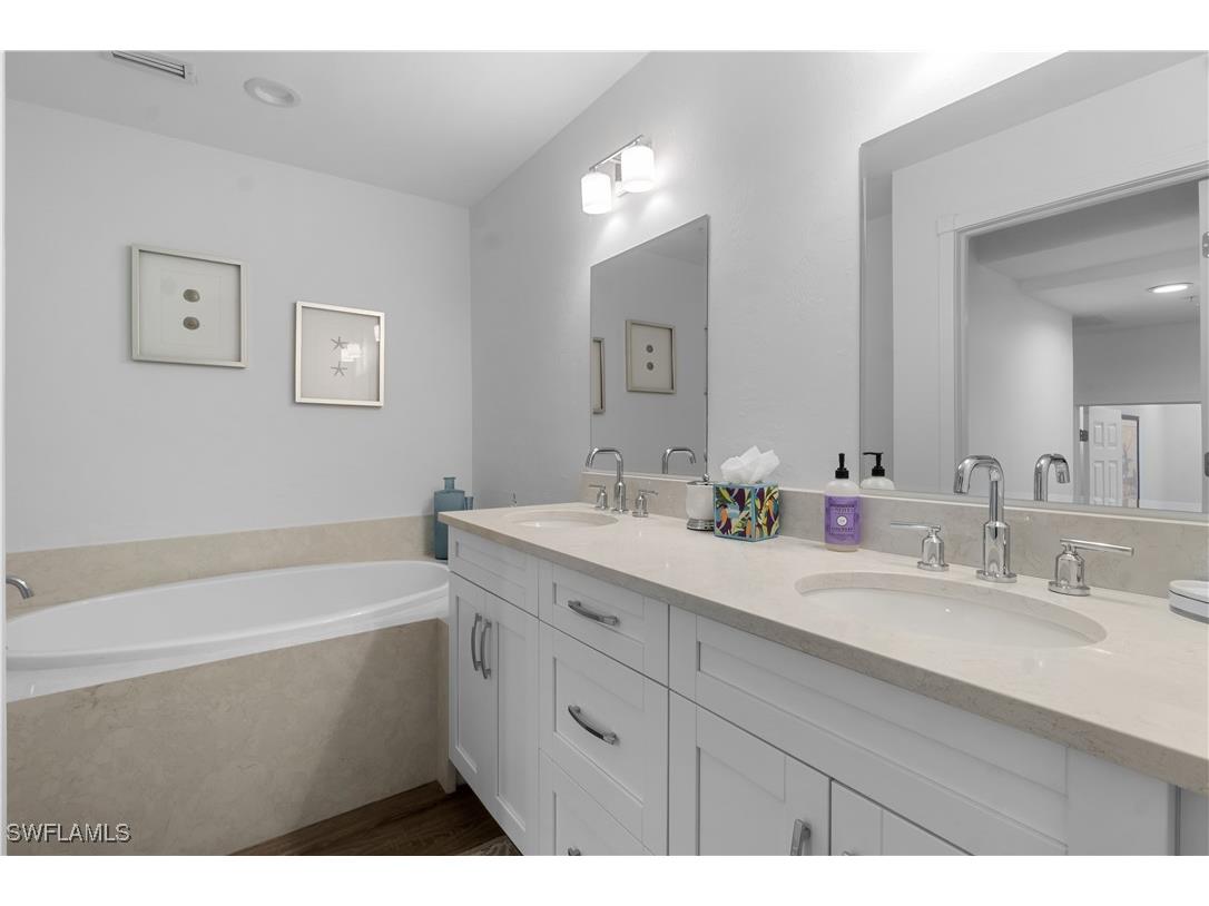 991 8th Street S #1 Naples FL 34102 225073085 image16