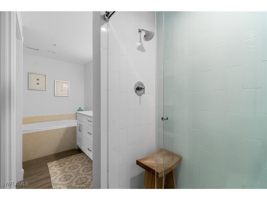 991 8th Street S #1 Naples FL 34102 225073085 image21