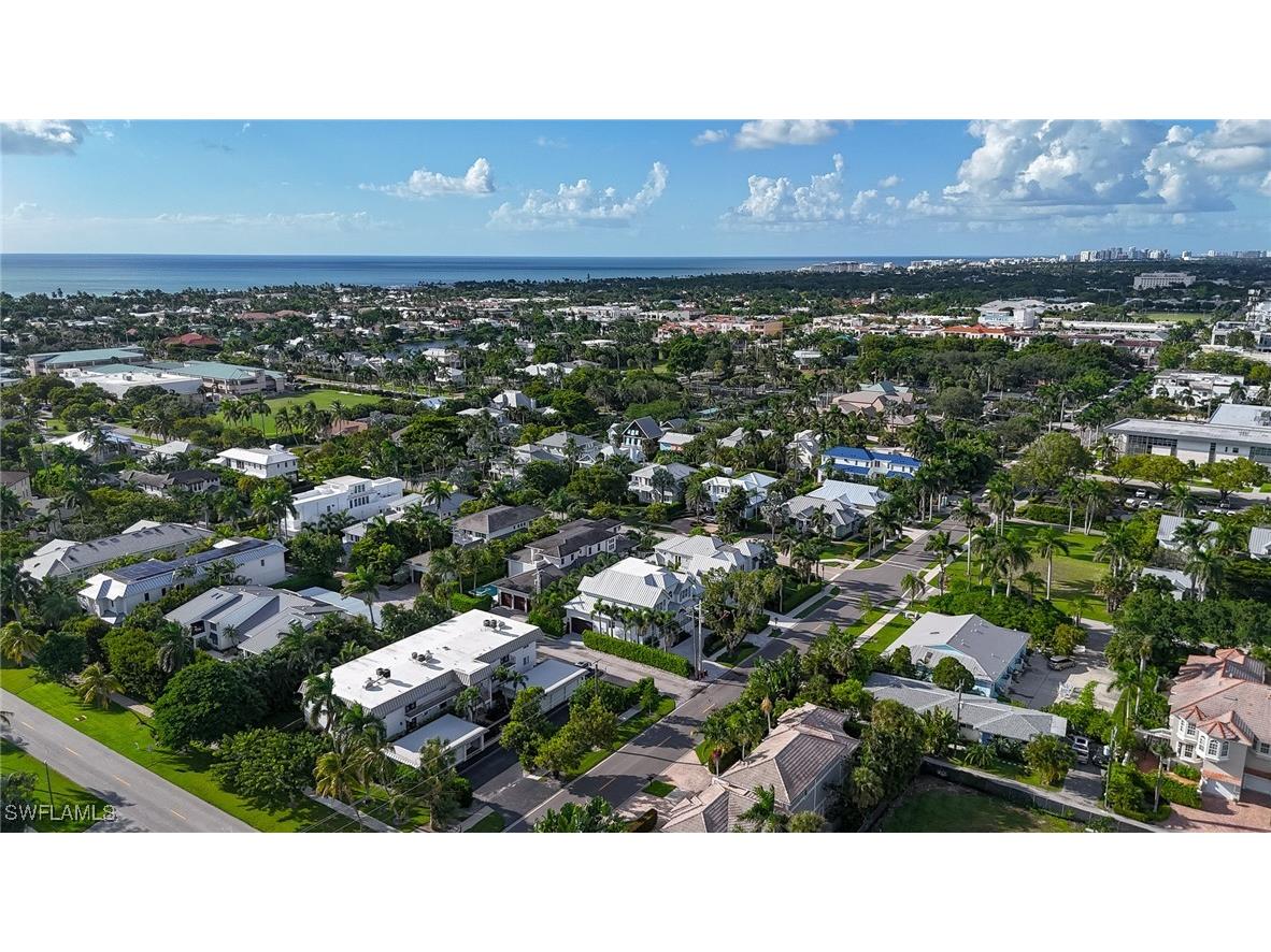991 8th Street S #1 Naples FL 34102 225073085 image26