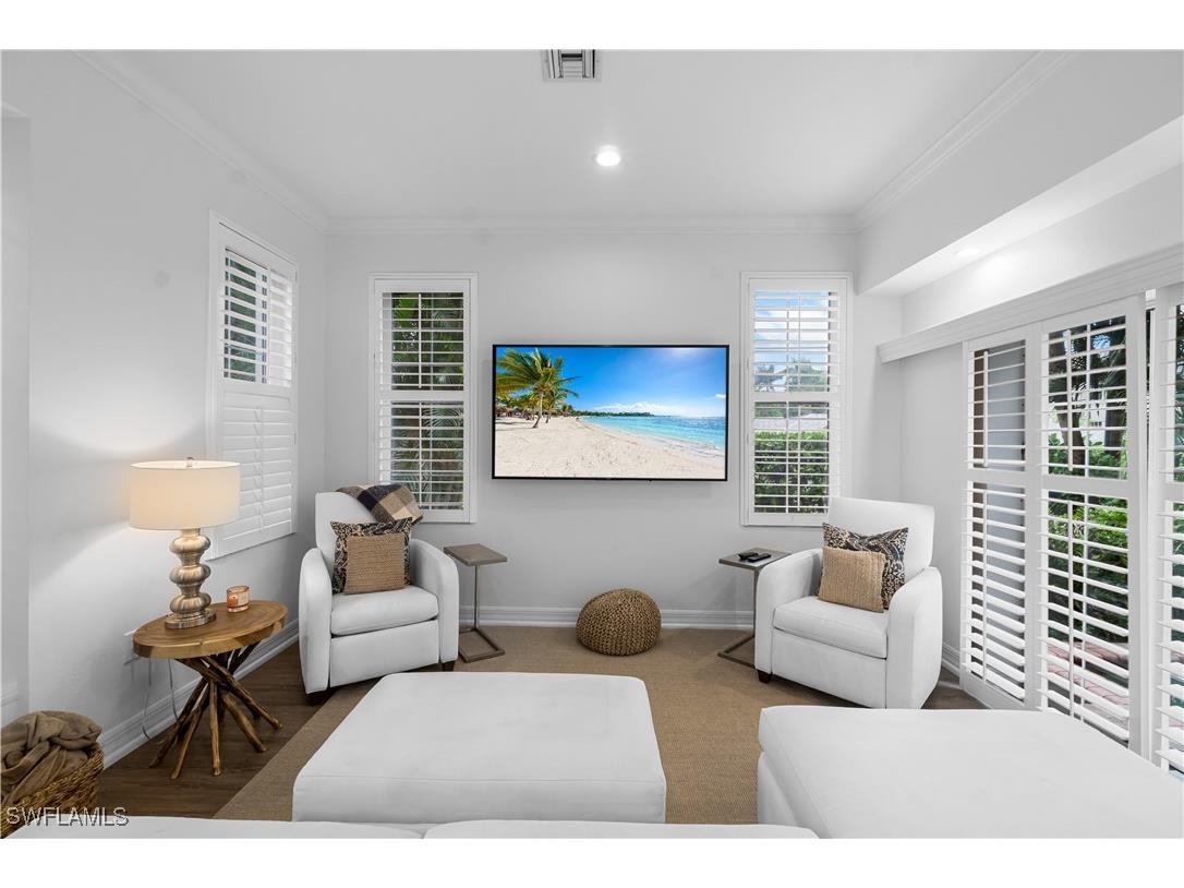 991 8th Street S #1 Naples FL 34102 225073085 image5