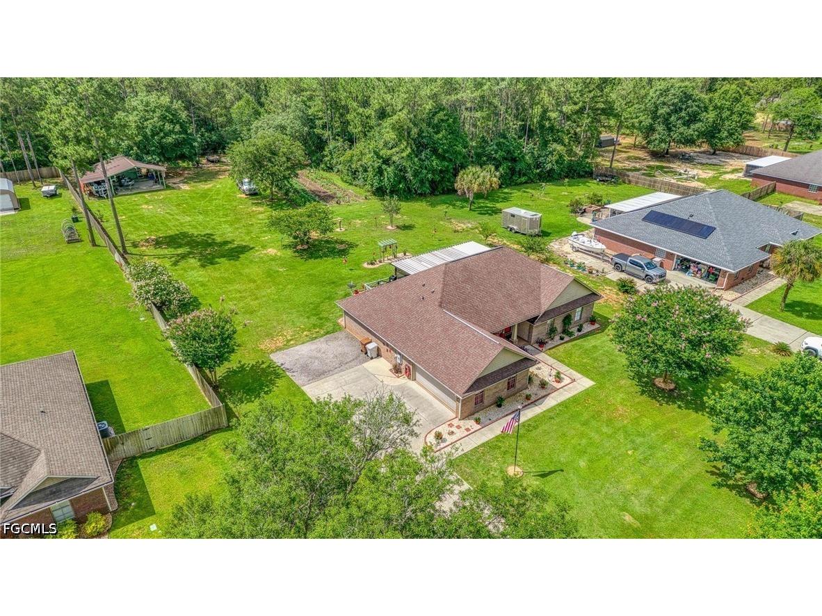 9915 Nichols Lake Road Milton FL 32583 2026024749 image3