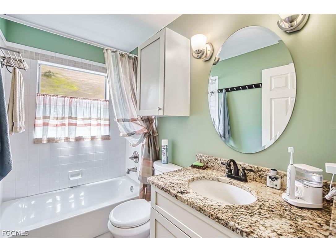 9917 Las Casas Drive Fort Myers FL 33919 2026010509 image29