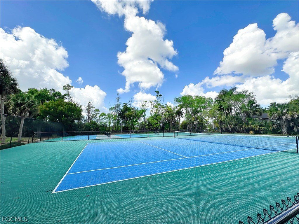 9917 Las Casas Drive Fort Myers FL 33919 2026010509 image38