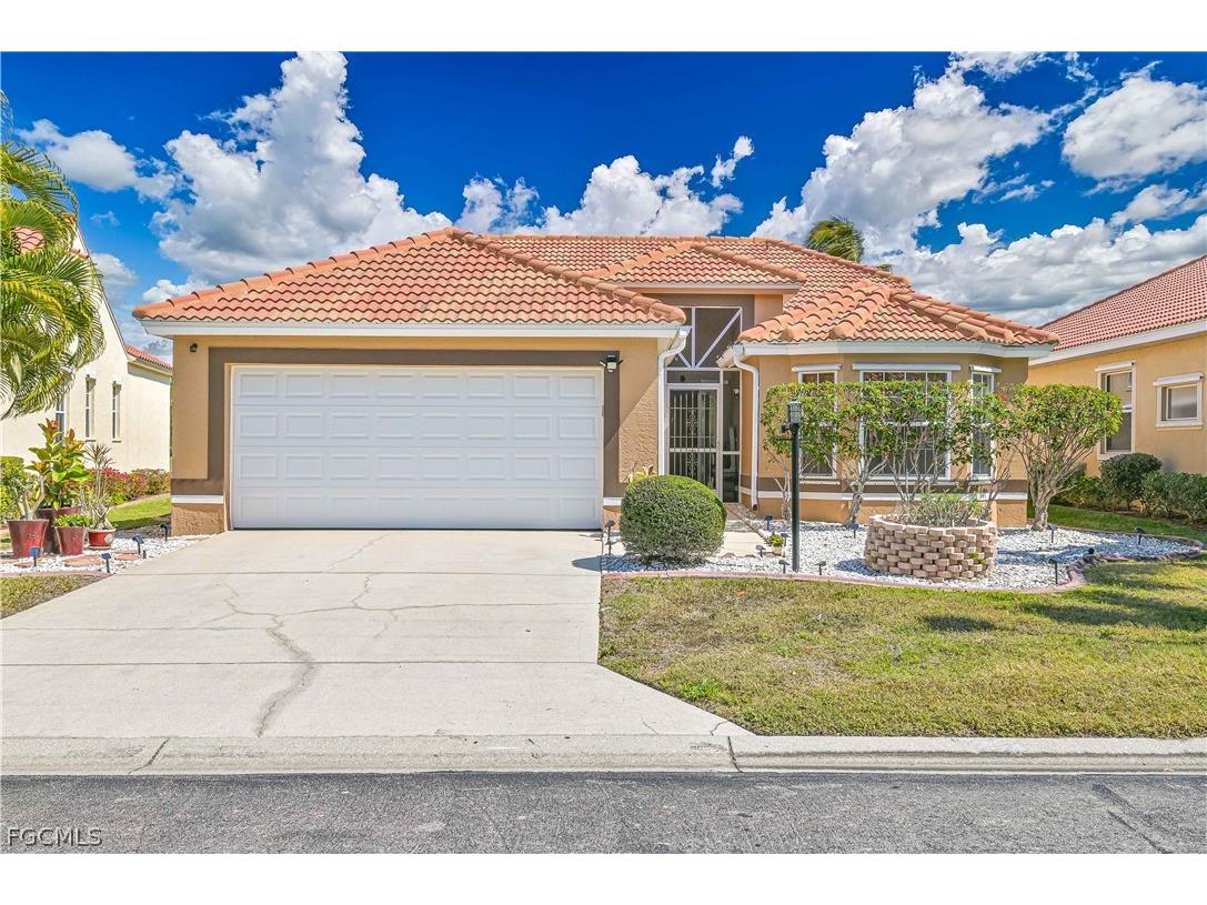 9918 Las Casas Drive Fort Myers FL 33919 2026010787 image1