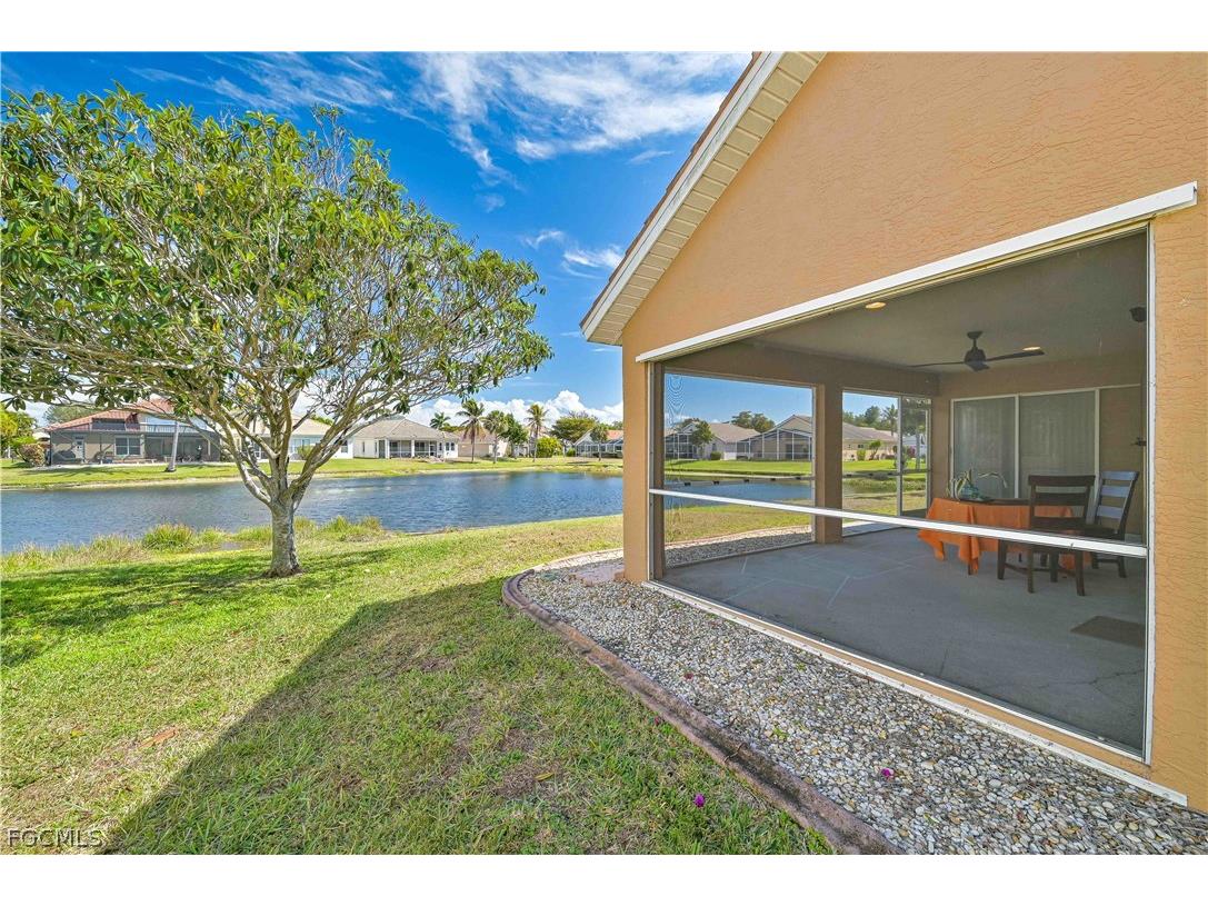 9918 Las Casas Drive Fort Myers FL 33919 2026010787 image3