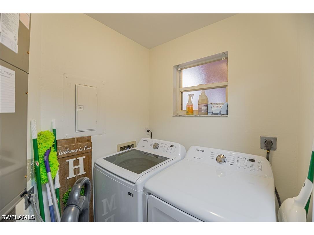 992 Woodshire Lane #D103 Naples FL 34105 226015724 image11