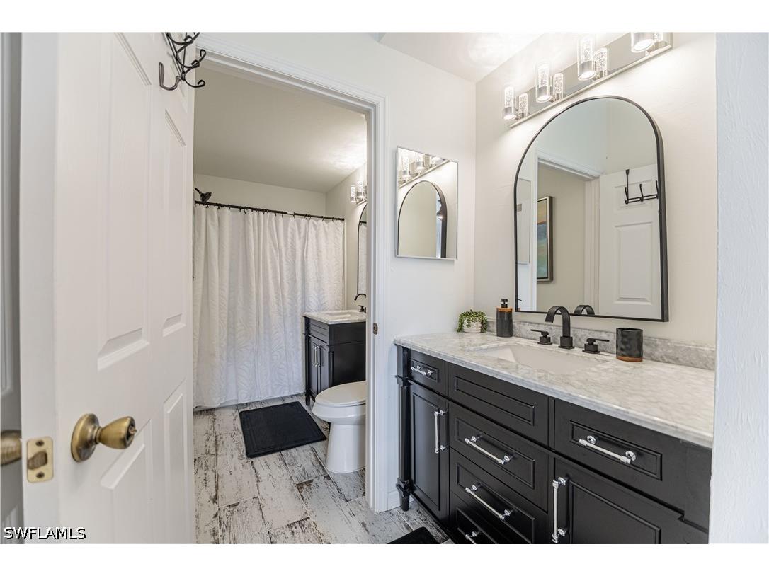 992 Woodshire Lane #D103 Naples FL 34105 226015724 image6