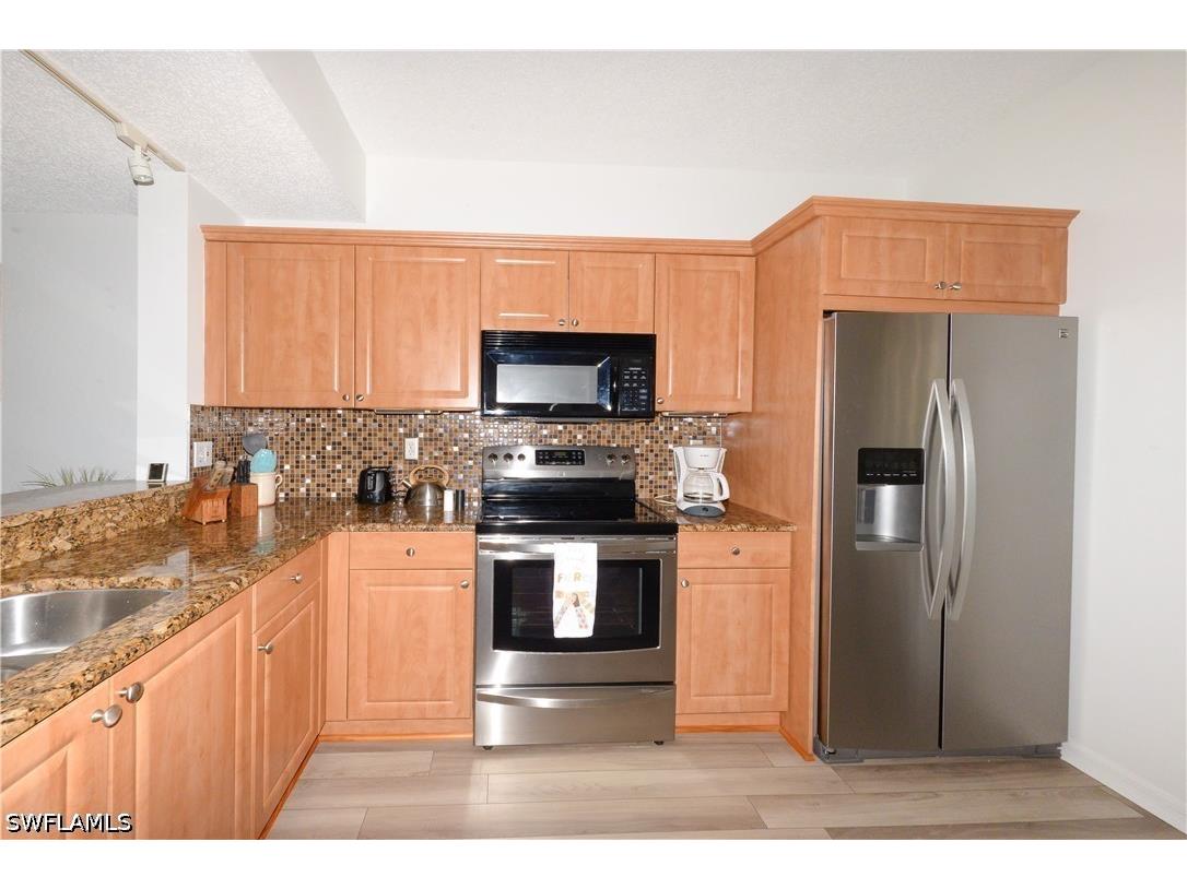 992 Woodshire Lane #D107 Naples FL 34105 226018325 image15