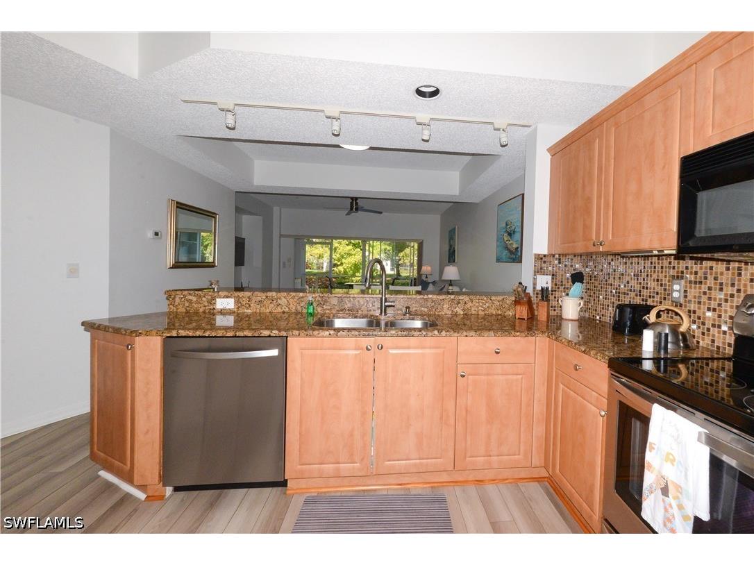 992 Woodshire Lane #D107 Naples FL 34105 226018325 image17