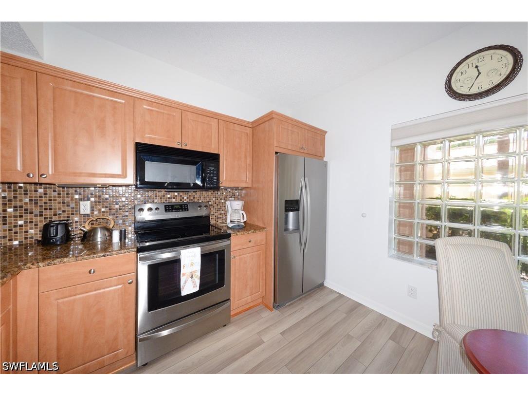 992 Woodshire Lane #D107 Naples FL 34105 226018325 image18