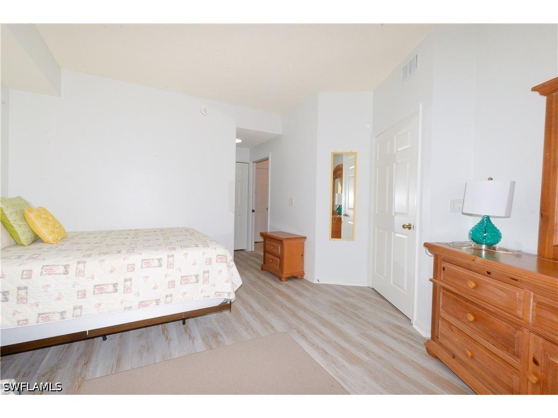 992 Woodshire Lane #D107 Naples FL 34105 226018325 image24