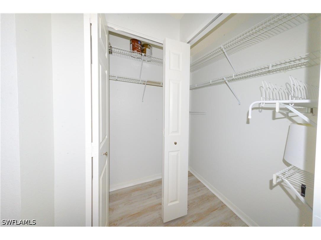 992 Woodshire Lane #D107 Naples FL 34105 226018325 image25