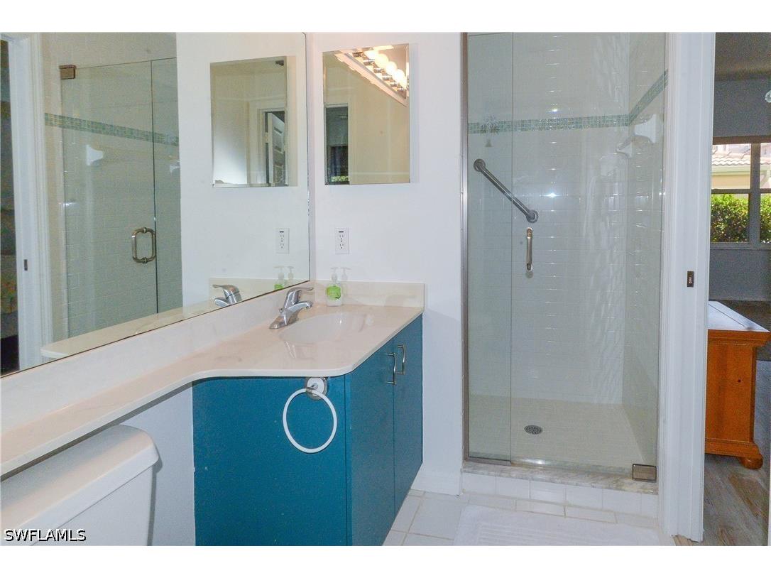 992 Woodshire Lane #D107 Naples FL 34105 226018325 image26