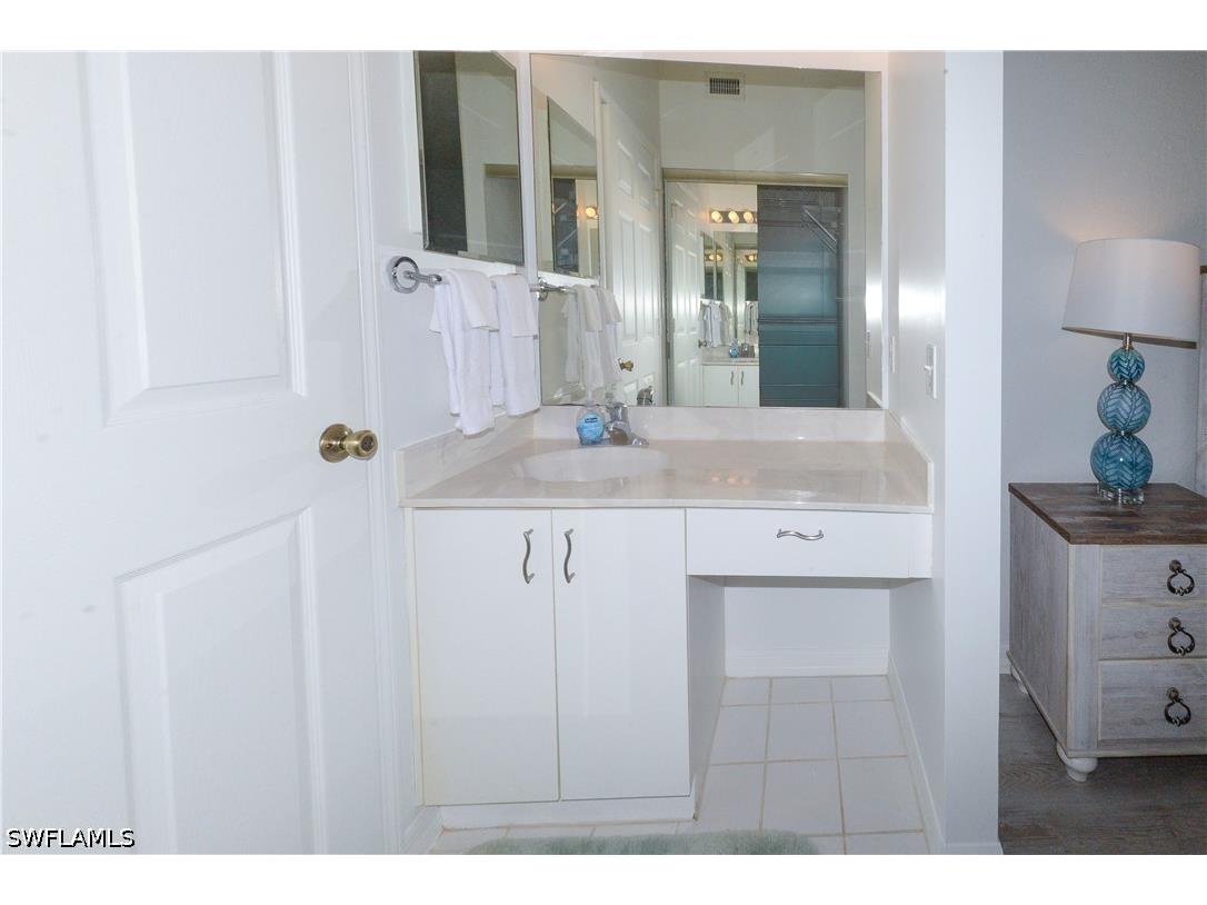 992 Woodshire Lane #D107 Naples FL 34105 226018325 image34