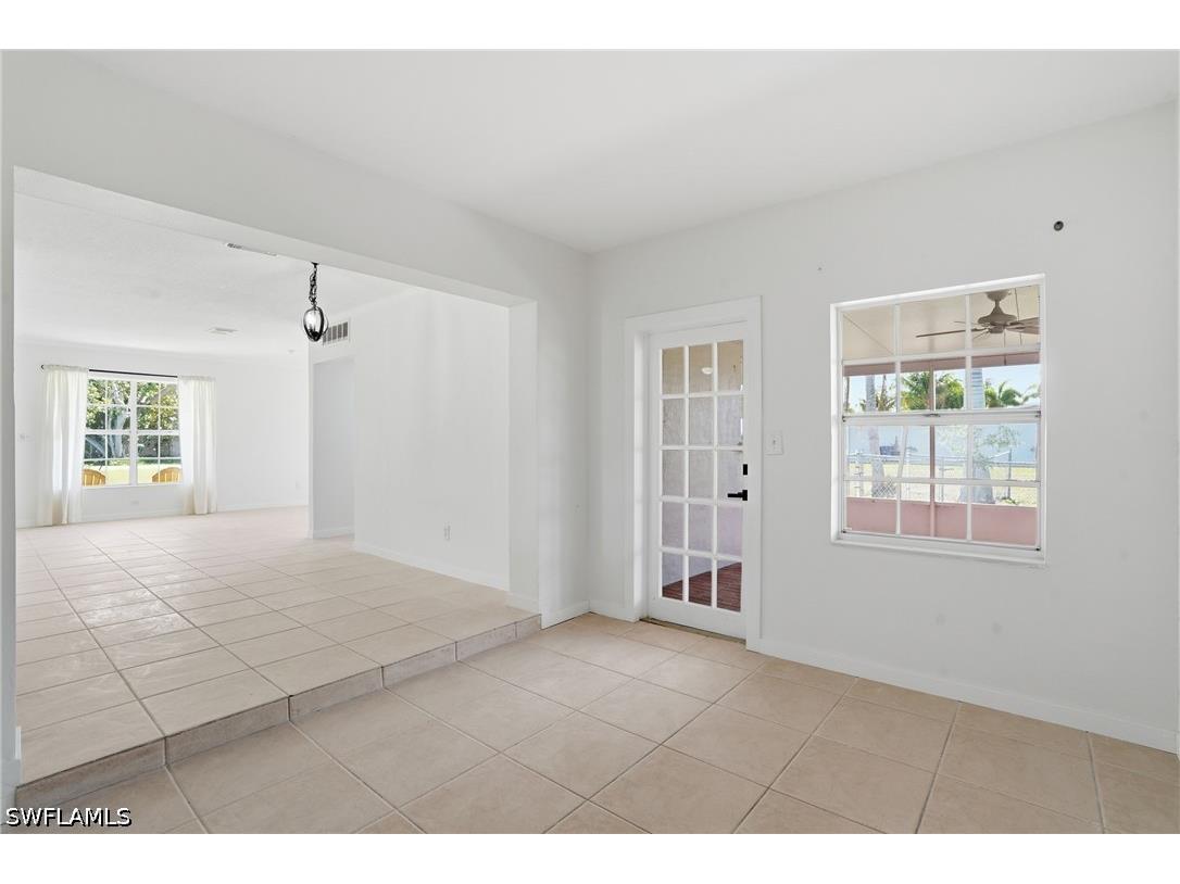 9920 Almetta Avenue Fort Myers FL 33919 226013499 image17