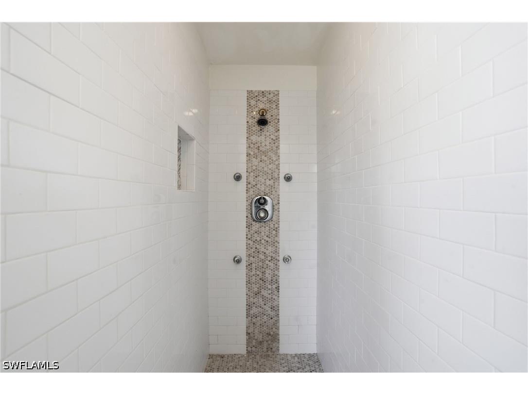 9920 Almetta Avenue Fort Myers FL 33919 226013499 image25