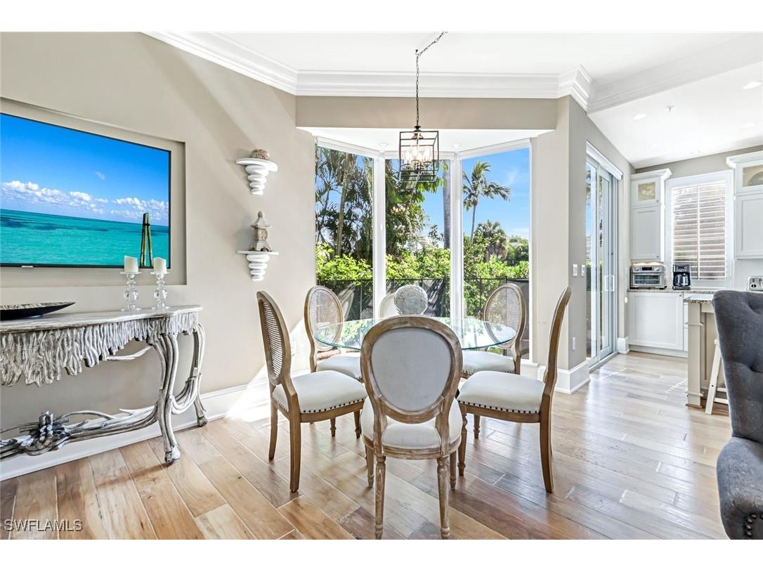 993 8th Street S #2 Naples FL 34102 225082175 image10