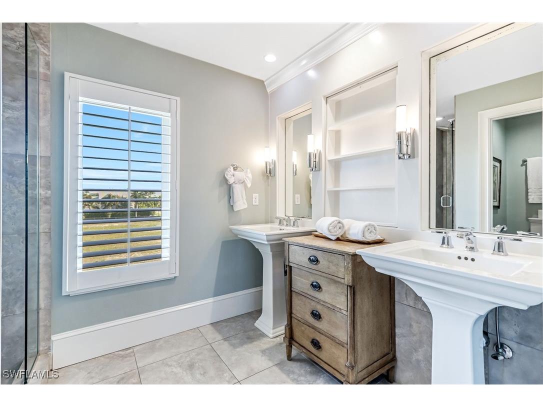 993 8th Street S #2 Naples FL 34102 225082175 image17