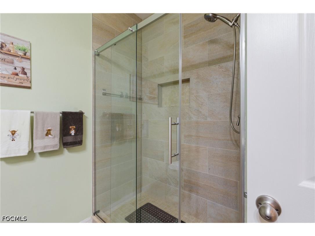 9931 Periwinkle Preserve Lane #102 Fort Myers FL 33919 2025023352 image29