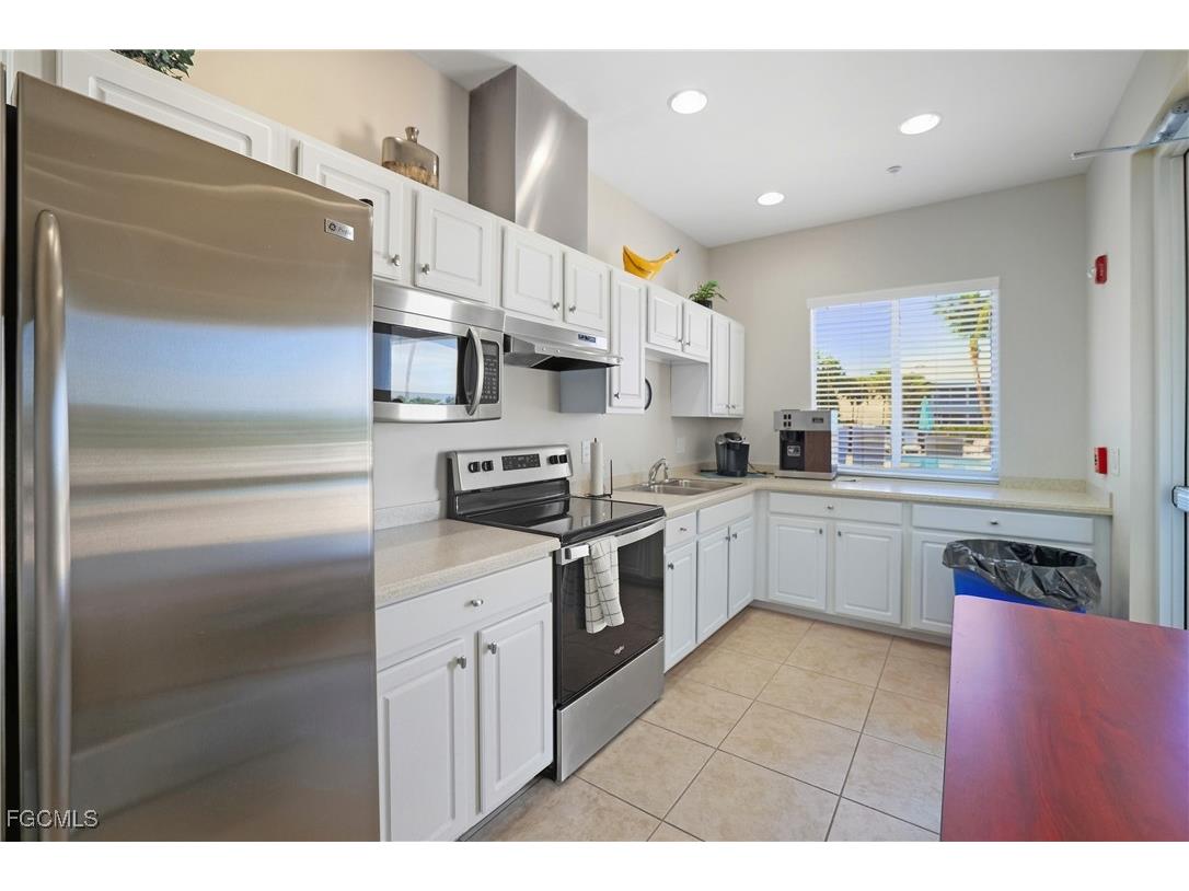 9931 Periwinkle Preserve Lane #102 Fort Myers FL 33919 2025023352 image38