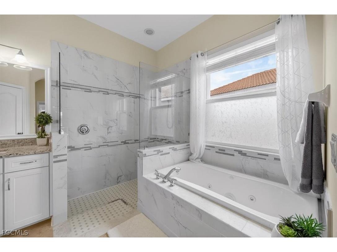 9935 Via San Marco Loop Fort Myers FL 33905 2026010997 image20