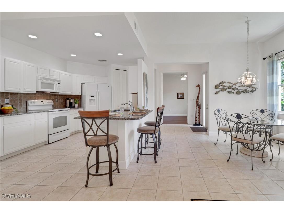 994 Eastham Way #V101 Naples FL 34104 225074086 image3