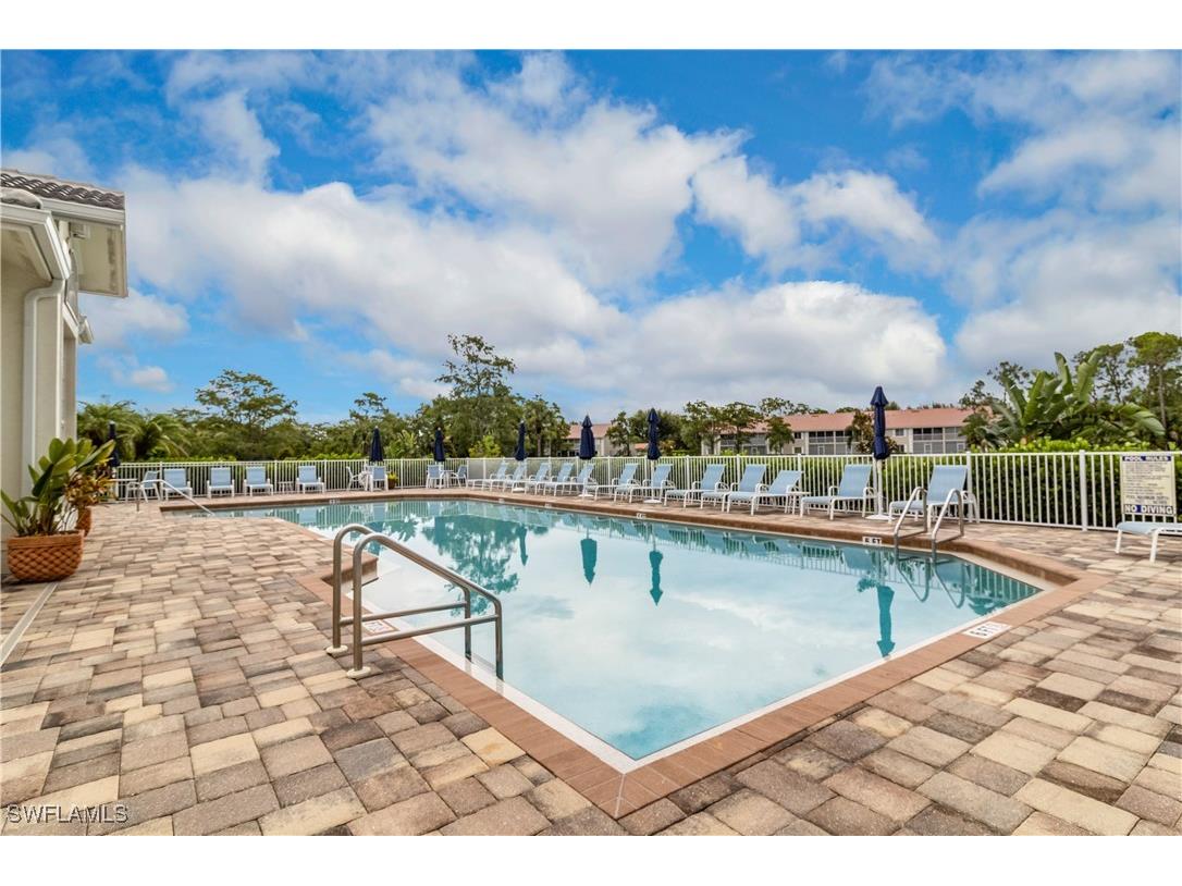 994 Eastham Way #V101 Naples FL 34104 225074086 image40