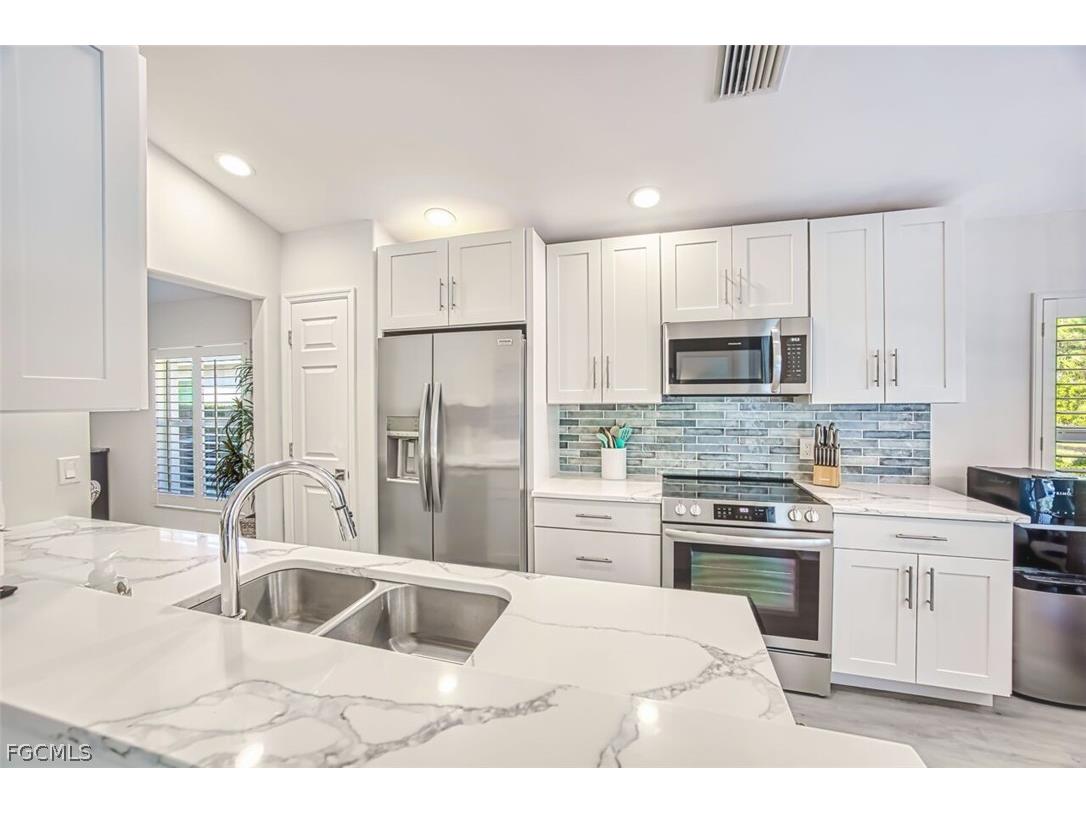 9940 Horse Creek Road Fort Myers FL 33913 2026008415 image1