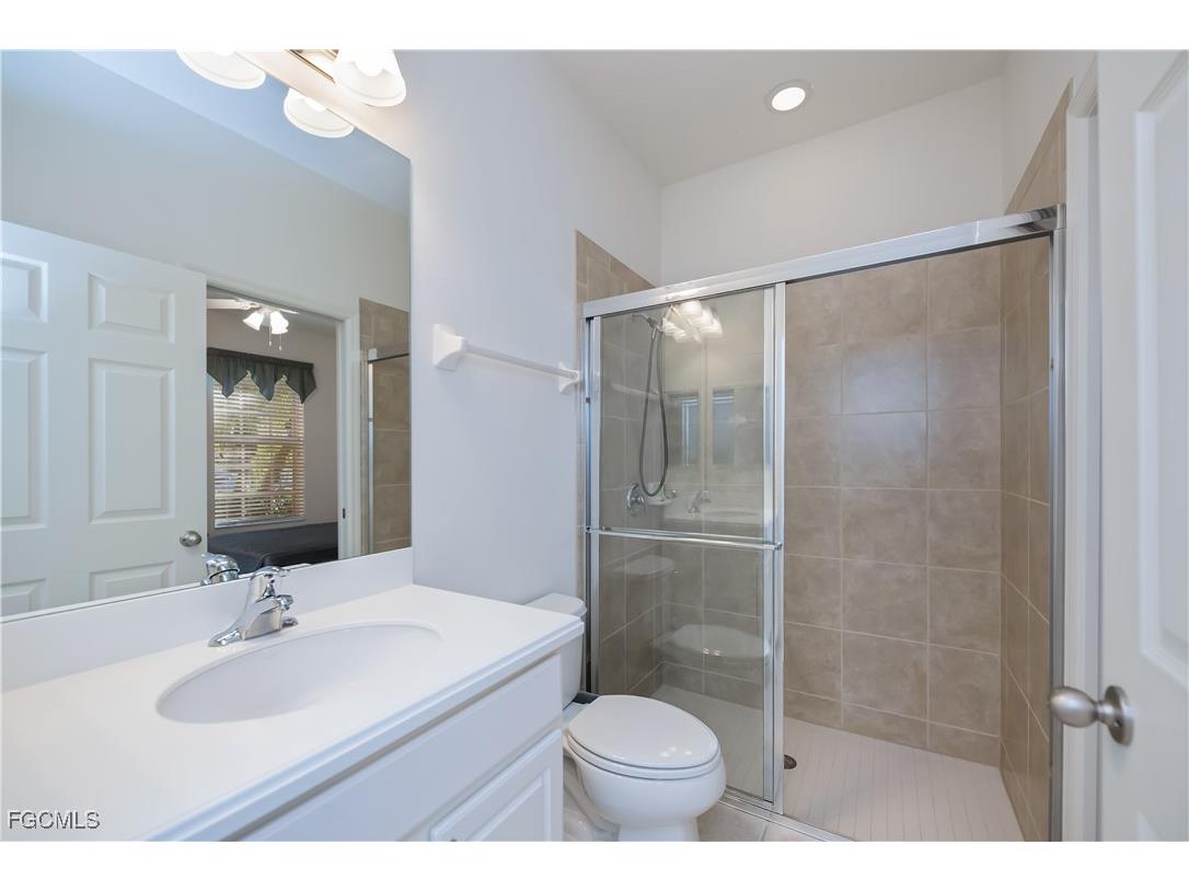 9948 Palmarrosa Way Fort Myers FL 33919 2025017688 image15