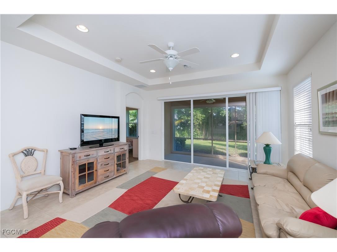 9948 Palmarrosa Way Fort Myers FL 33919 2025017688 image3