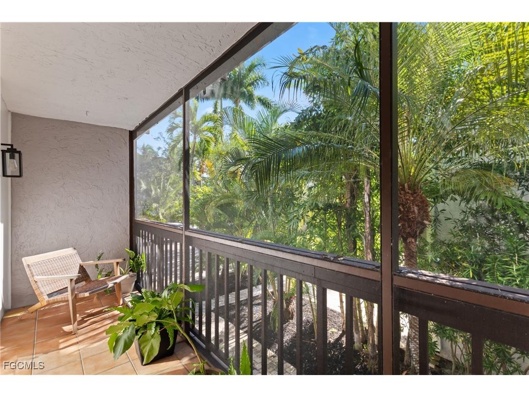 995 9th Avenue S #5 Naples FL 34102 2025022530 image10