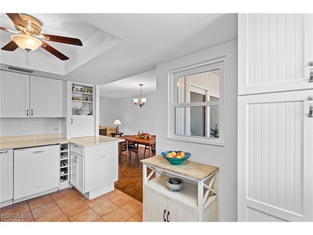 995 9th Avenue S #5 Naples FL 34102 2025022530 image15