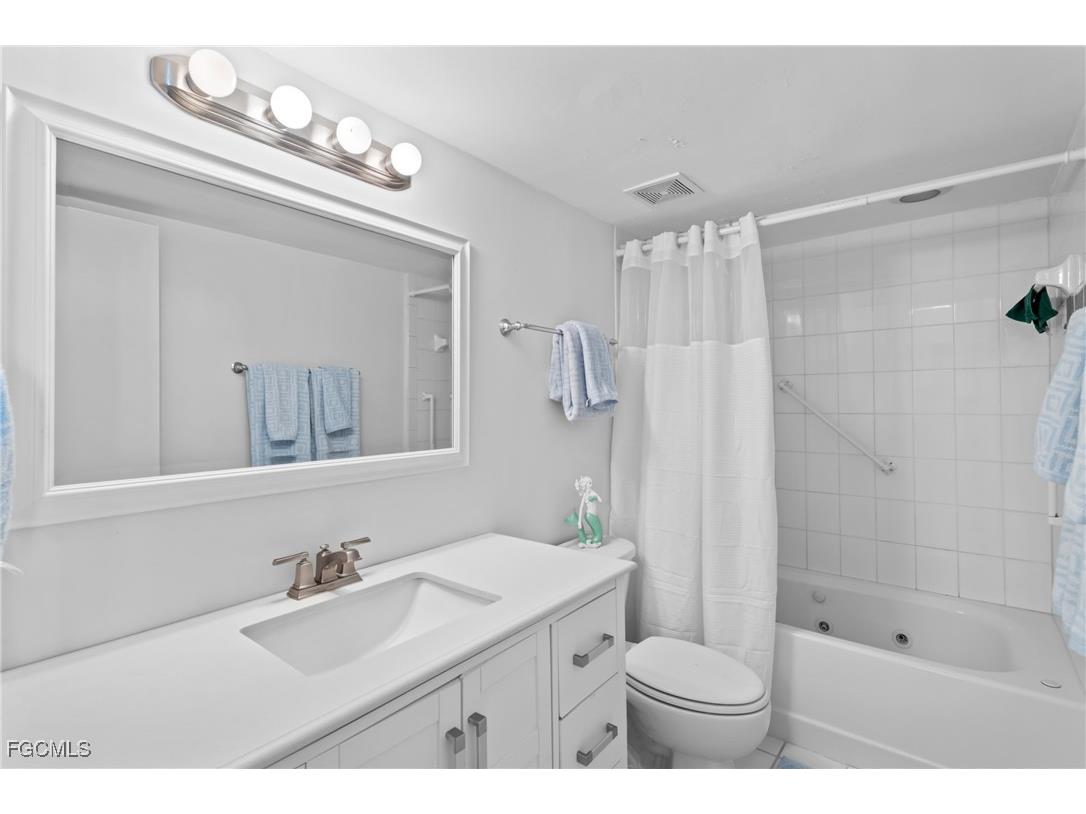 995 9th Avenue S #5 Naples FL 34102 2025022530 image23