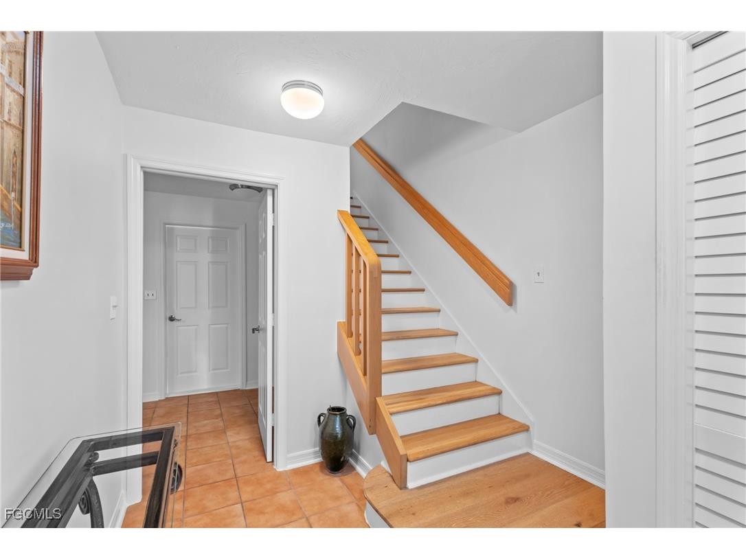 995 9th Avenue S #5 Naples FL 34102 2025022530 image3