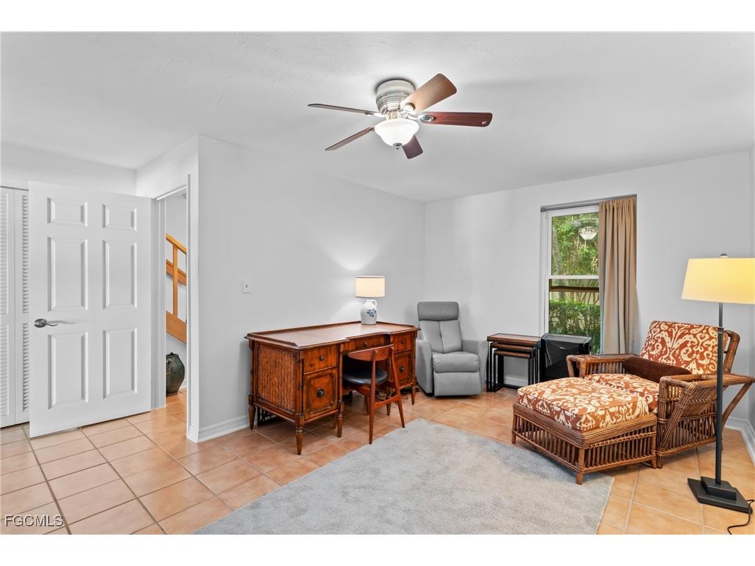 995 9th Avenue S #5 Naples FL 34102 2025022530 image4