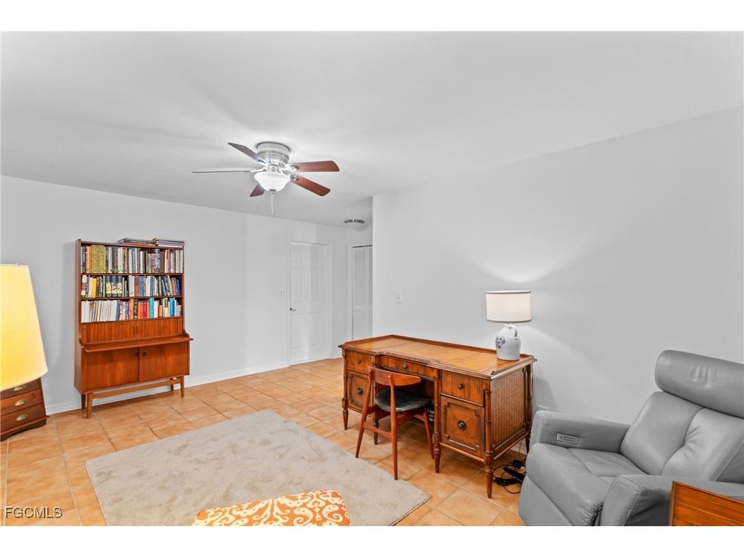 995 9th Avenue S #5 Naples FL 34102 2025022530 image5