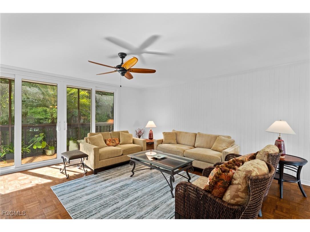 995 9th Avenue S #5 Naples FL 34102 2025022530 image9