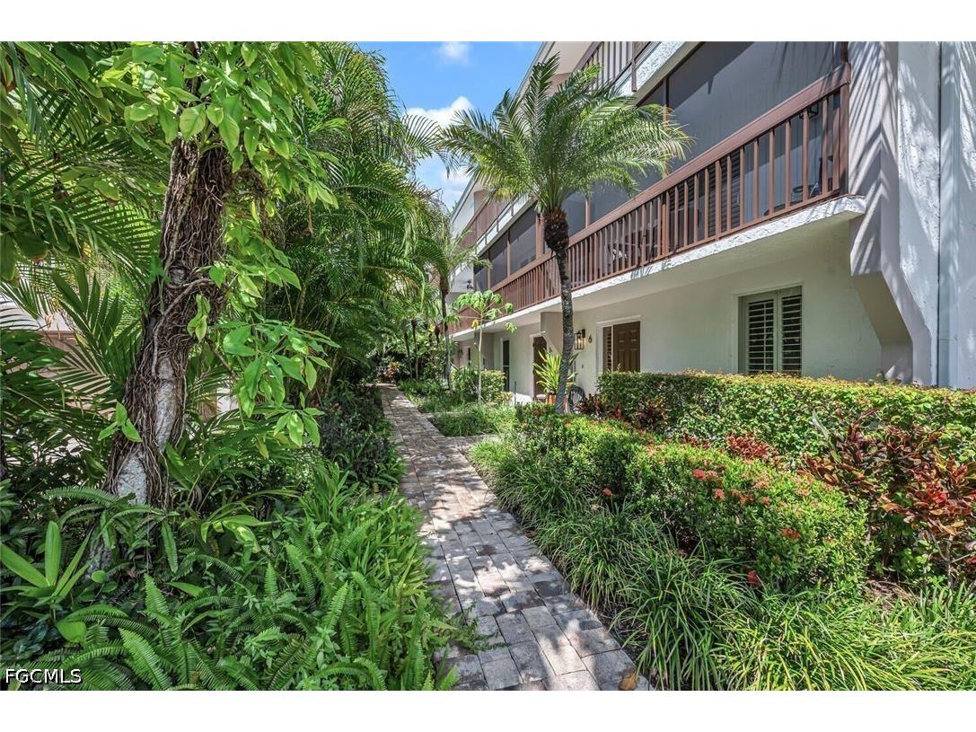 995 9th Avenue S #6 Naples FL 34102 2026029174 image17