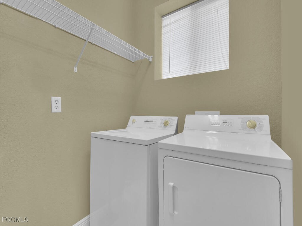 9950 Chiana Circle Fort Myers FL 33905 2025023804 image25