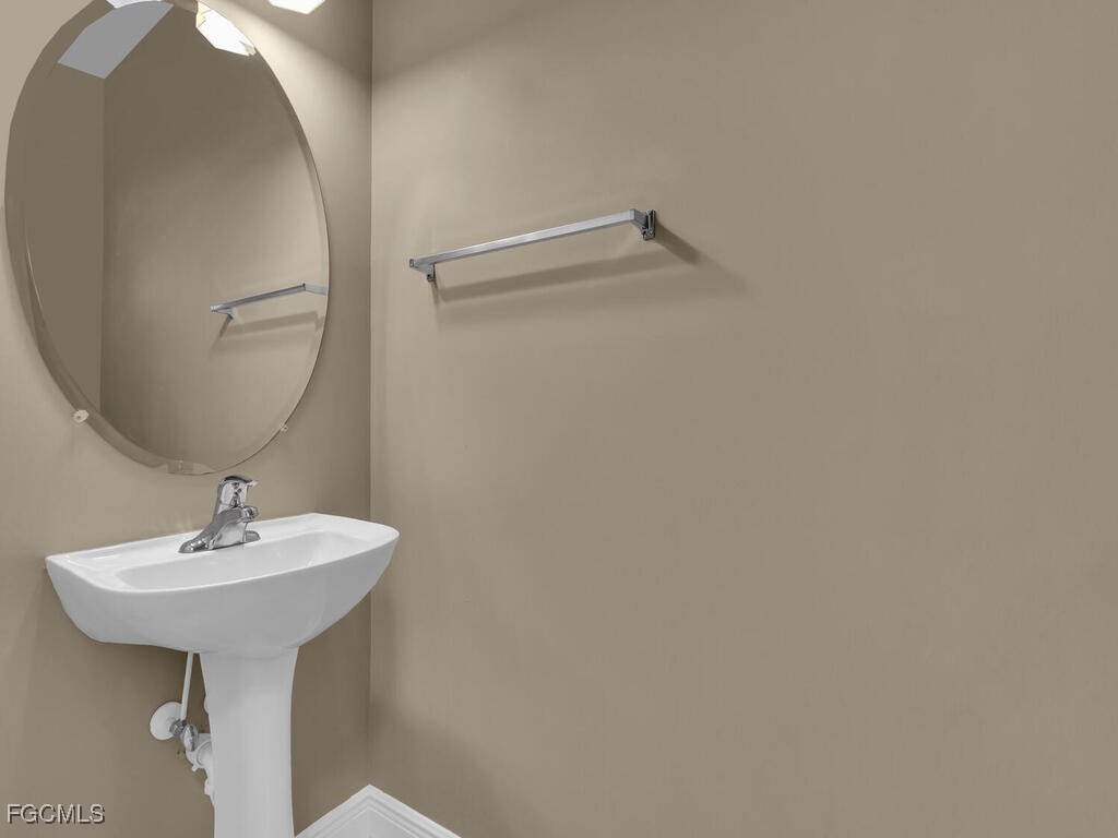 9950 Chiana Circle Fort Myers FL 33905 2025023804 image26