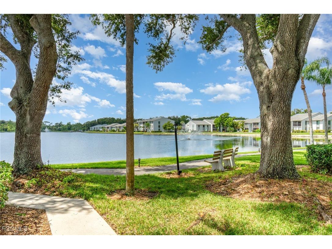 9950 Sailview Court #12 Fort Myers FL 33905 225056622 image3