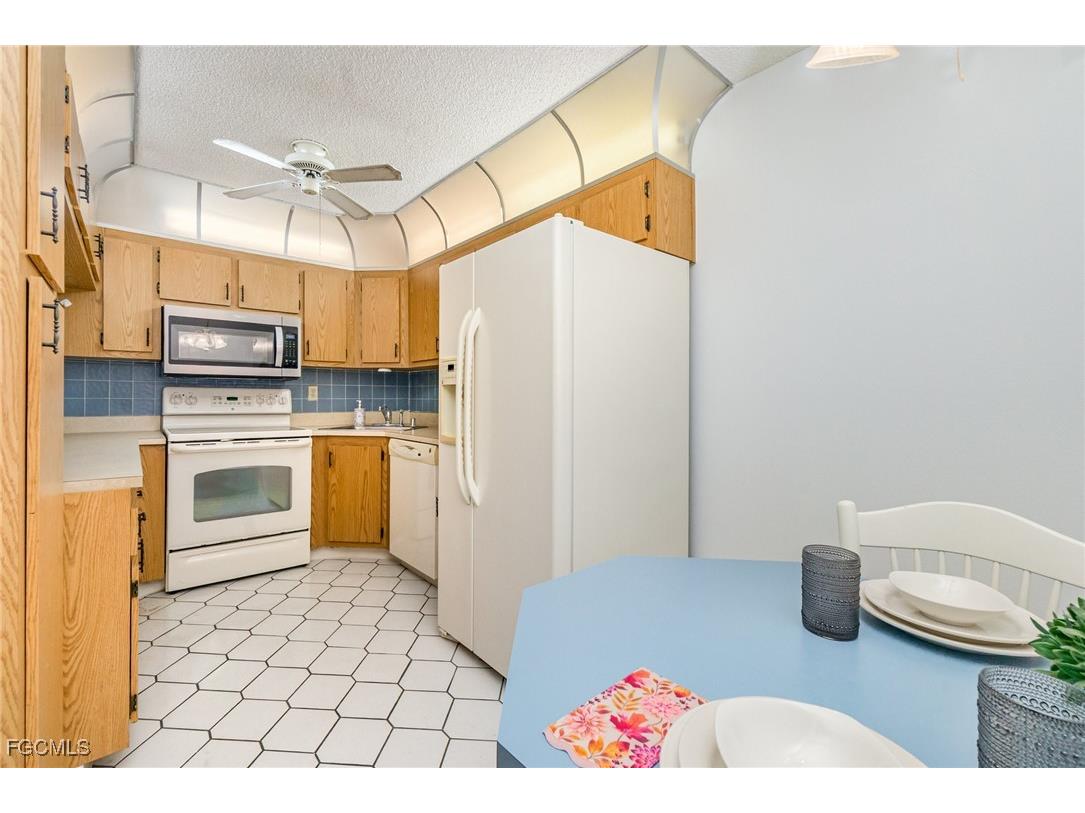 9950 Sailview Court #12 Fort Myers FL 33905 225056622 image6