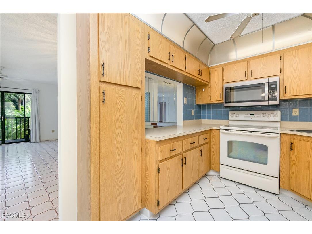 9950 Sailview Court #12 Fort Myers FL 33905 225056622 image9