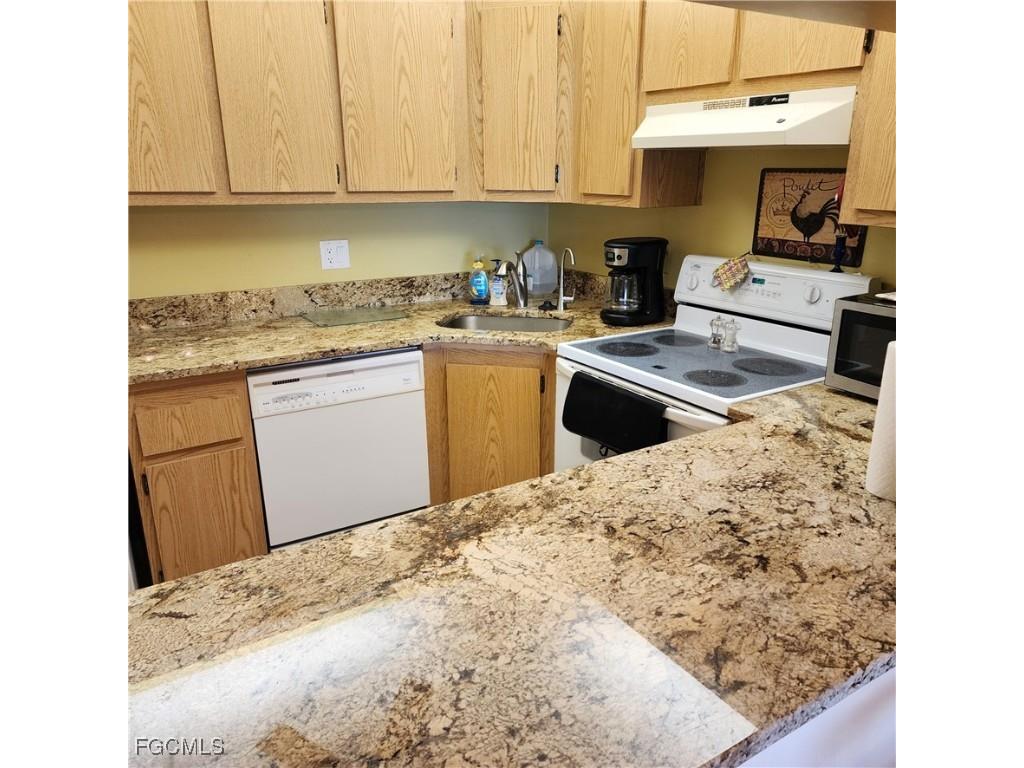 9950 Sailview Court #16 Fort Myers FL 33905 2026001674 image9